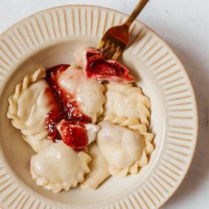 Вареники "Надеждинские" с клубникой (0,5 кг)